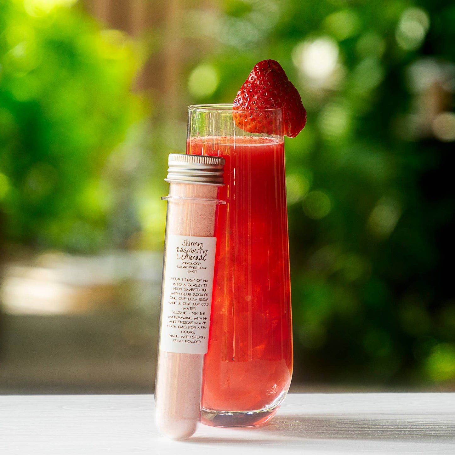 Cocktail Mix Shots: Spicy Strawberry Margarita