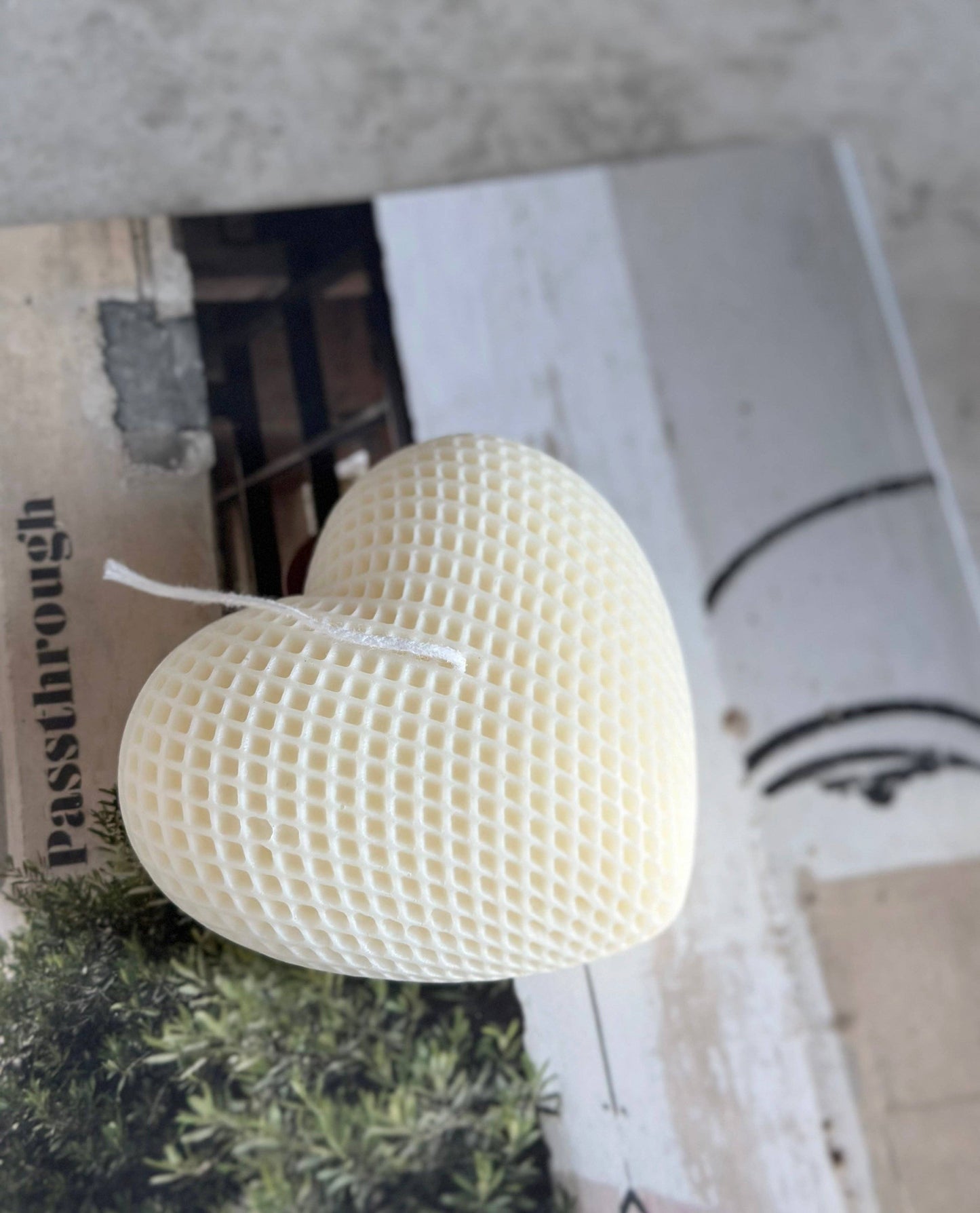 Heart Shaped Candle: White / Large