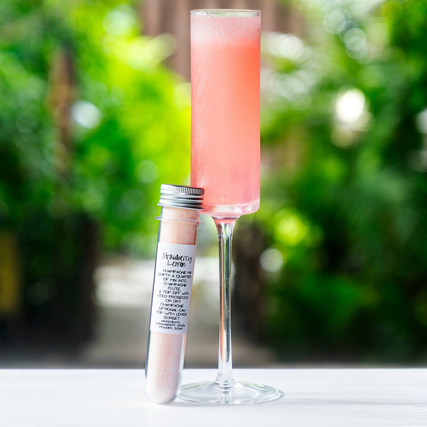 Cocktail Mix Shots: Spicy Strawberry Margarita