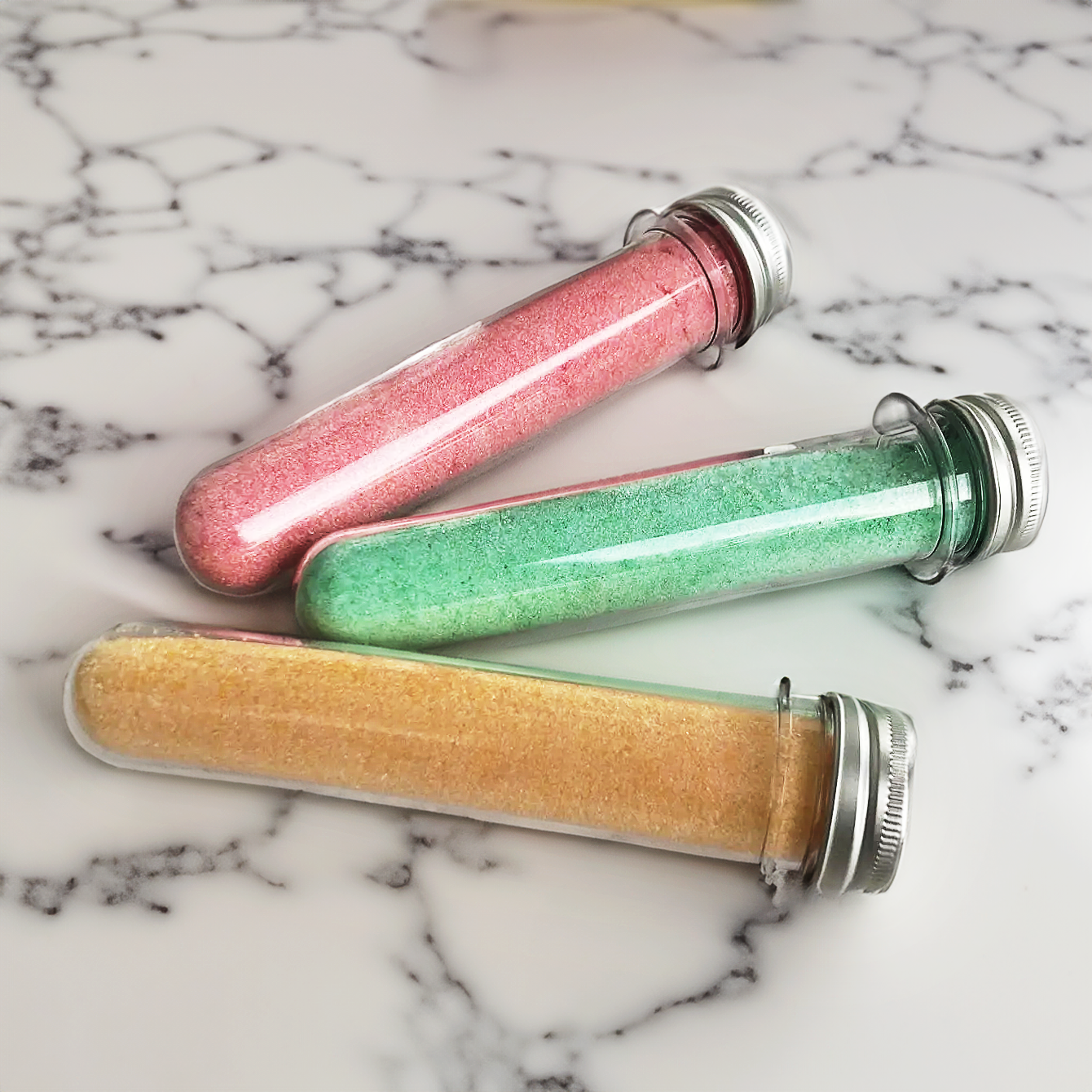 Cocktail Mix Shots: Spicy Strawberry Margarita